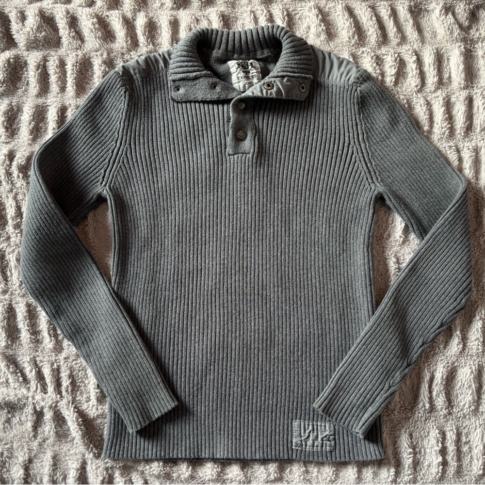 Express Gray Ribbed Knit Military Henley Sweater L Quiet Luxury Cotton Pullover